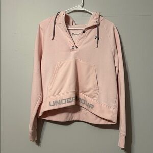 Under Armour Women's Light Pink/bubble gum pink. Hooded sweatshirt.  Med.
